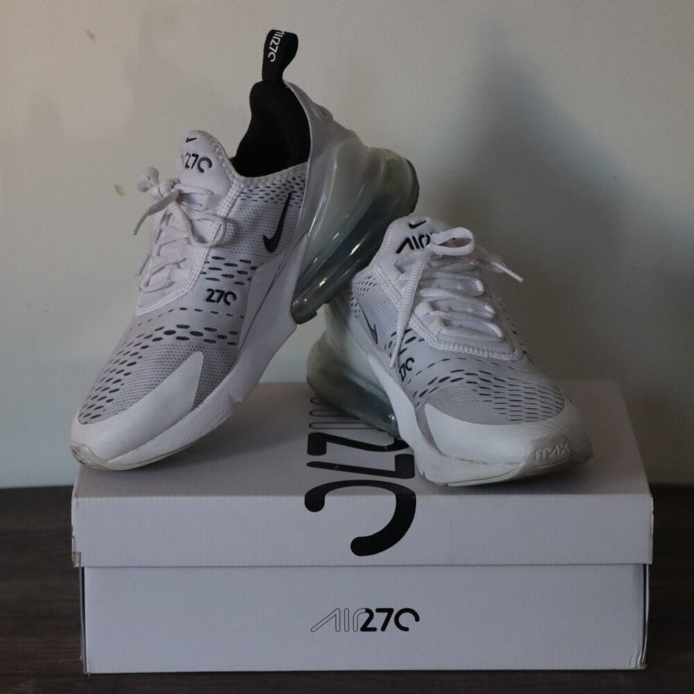 Nike Tennis Shoes